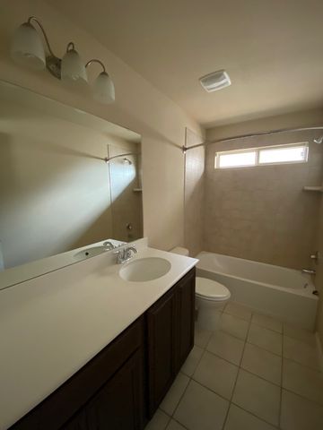 1201 Honeywood Lane, Royse City, TX 75189