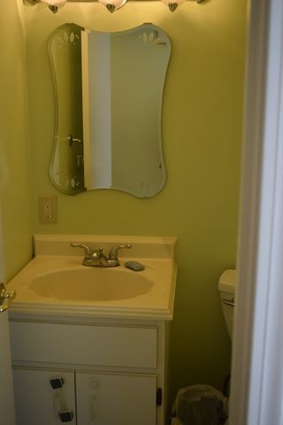11 Hilltop Ln 11, Easton, MA 02375