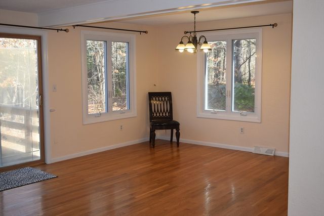 11 Hilltop Ln 11, Easton, MA 02375