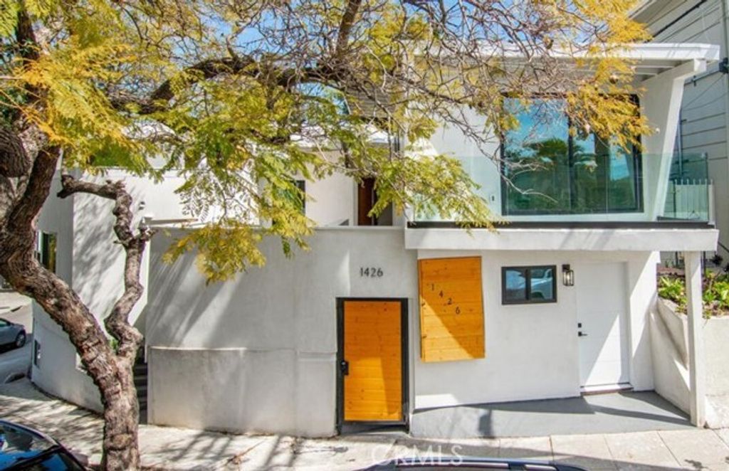 1426 Elevado, Los Angeles, CA 90026