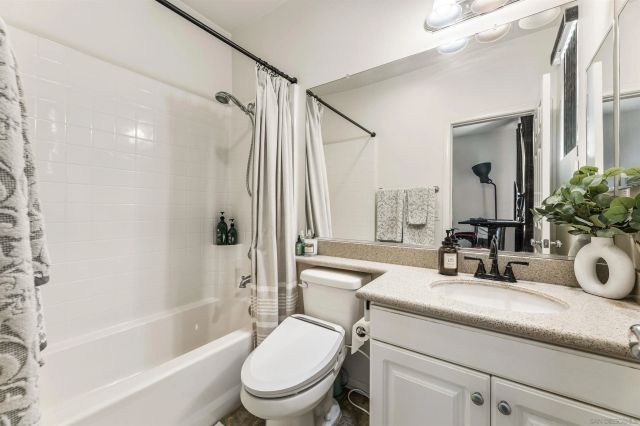 545 N Chardonnay Drive, Covina, CA 91723