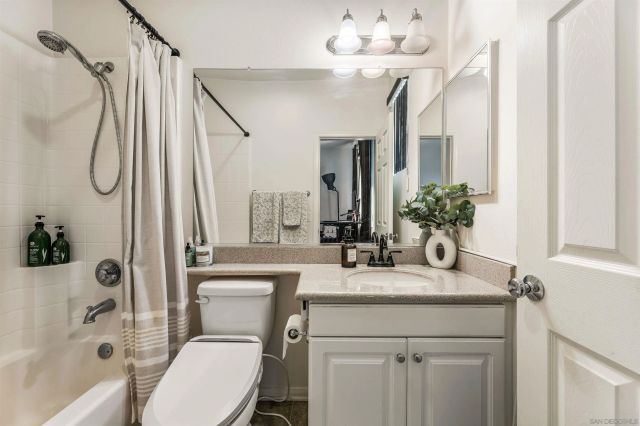 545 N Chardonnay Drive, Covina, CA 91723