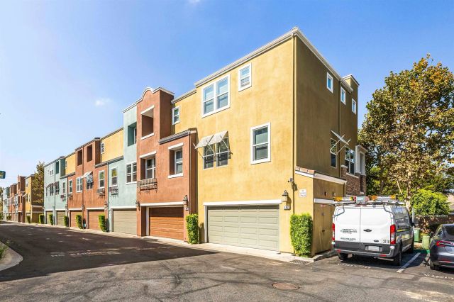 545 N Chardonnay Drive, Covina, CA 91723