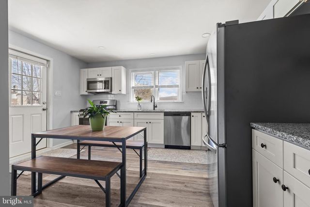 201 COLUMBIA AVE, Newfield, NJ 08344
