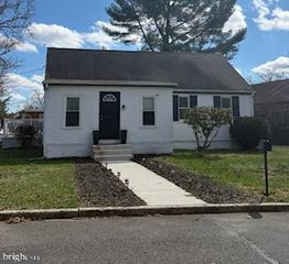 201 COLUMBIA AVE, Newfield, NJ 08344