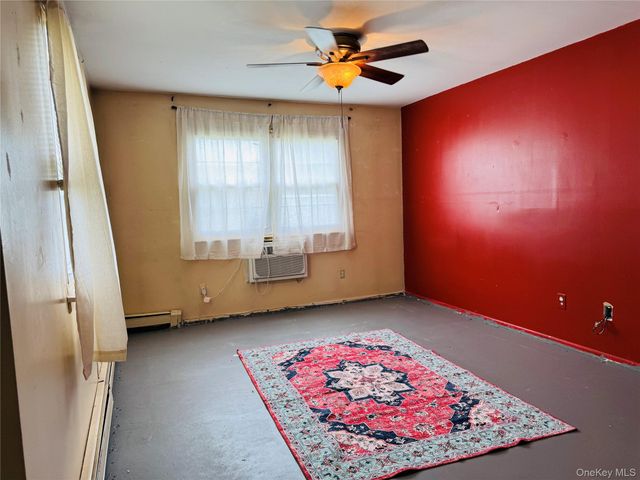 100 Hillside Drive C6, Middletown, NY 10941