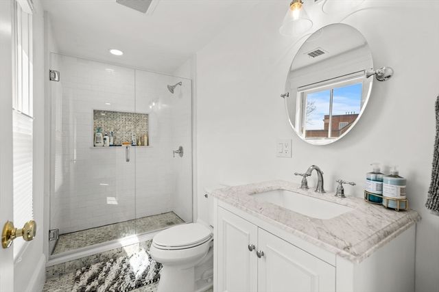 23 Union Street 2, Salem, MA 01970