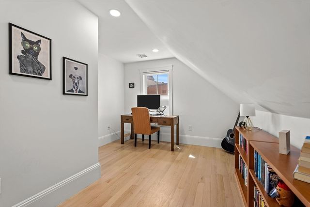 23 Union Street 2, Salem, MA 01970