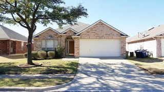 7121 Hillshire Lane, Sachse, TX 75048