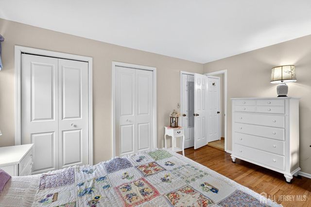 35 Mitchell Avenue, Piscataway, NJ 08854