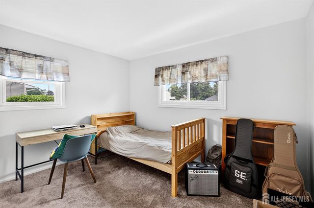 35 Mitchell Avenue, Piscataway, NJ 08854