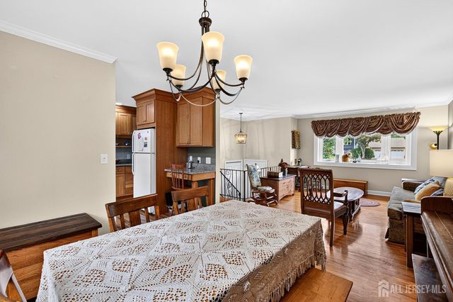 35 Mitchell Avenue, Piscataway, NJ 08854