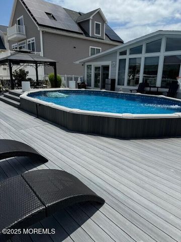 328 Maria Drive, Toms River, NJ 08753