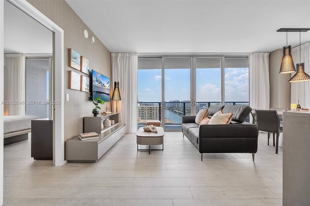 4010 S Ocean Drive R1508, Hollywood, FL 33019