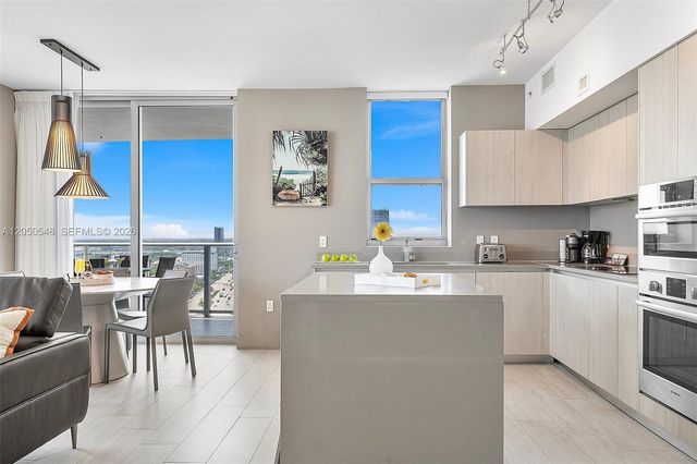 4010 S Ocean Drive R1508, Hollywood, FL 33019