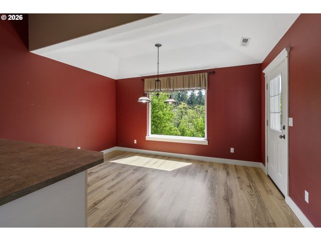 1641 E HEITMAN Ave, La Center, WA 98629
