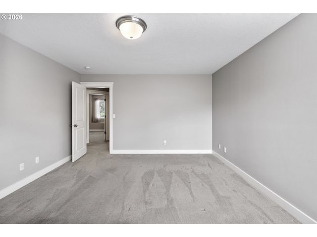 1641 E HEITMAN Ave, La Center, WA 98629
