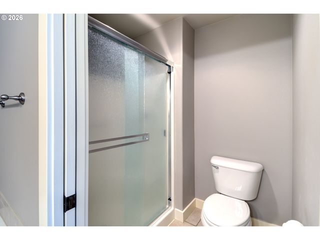 1641 E HEITMAN Ave, La Center, WA 98629
