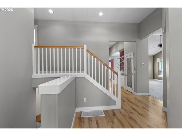 1641 E HEITMAN Ave, La Center, WA 98629