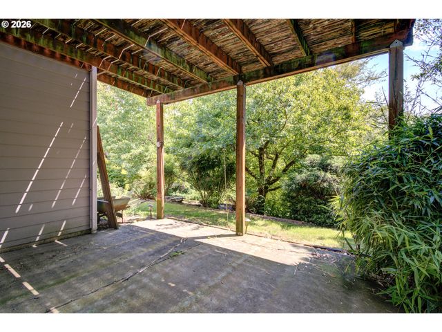 1641 E HEITMAN Ave, La Center, WA 98629