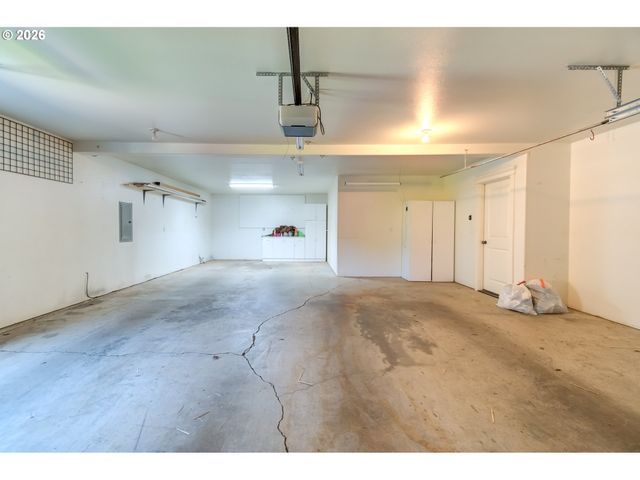 1641 E HEITMAN Ave, La Center, WA 98629