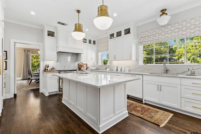 407 W 6th St, Tyler, TX 75701