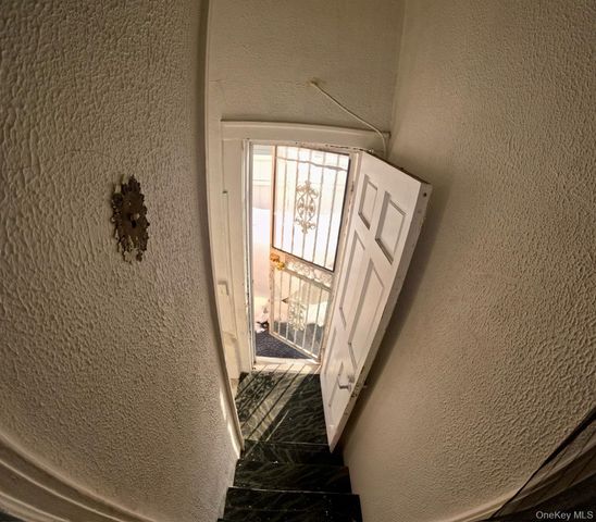 117-16 201 Place, Saint Albans, NY 11412