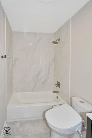 2n314 Euclid Avenue, Glen Ellyn, IL 60137