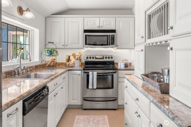 4448 S Shore Drive, Anacortes, WA 98221