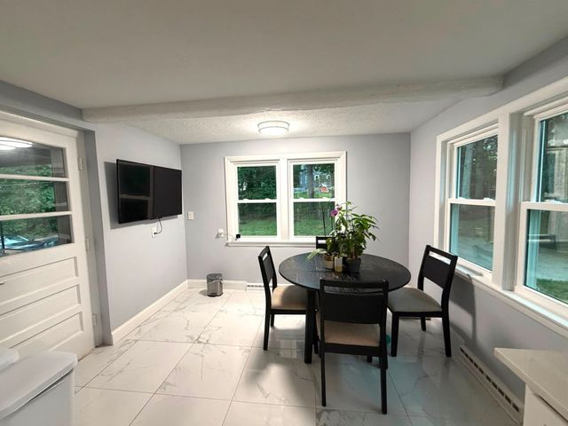 40 Neal St, Walpole, MA 02081