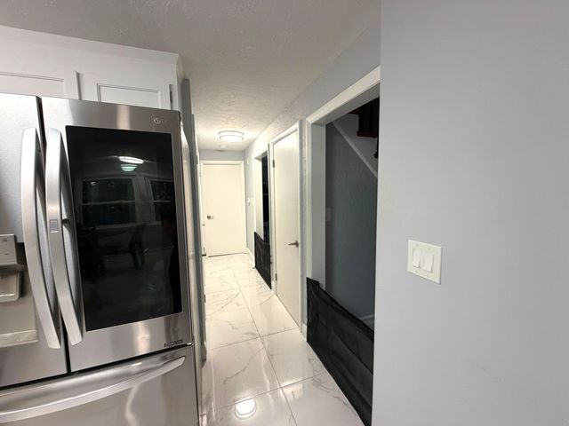 40 Neal St, Walpole, MA 02081