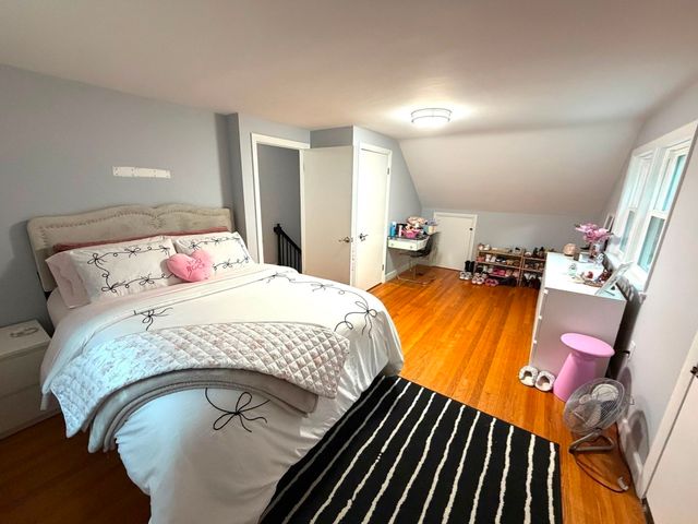 40 Neal St, Walpole, MA 02081