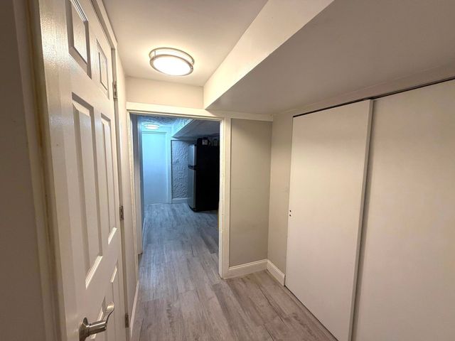 40 Neal St, Walpole, MA 02081