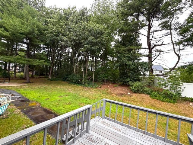 40 Neal St, Walpole, MA 02081