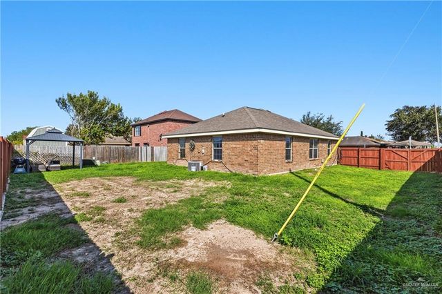 1712 W Adelita Street, Weslaco, TX 78599
