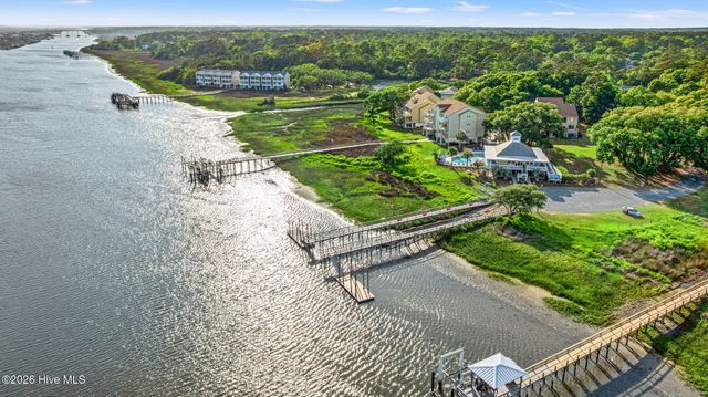 1518 Moorings Circle SW, Ocean Isle Beach, NC 28469