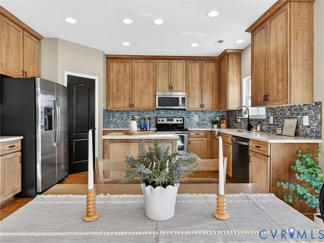 7412 Vicenzo Dr, Moseley, VA 23120