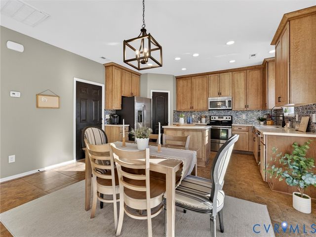 7412 Vicenzo Dr, Moseley, VA 23120