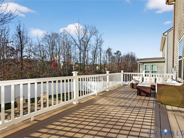 7412 Vicenzo Dr, Moseley, VA 23120