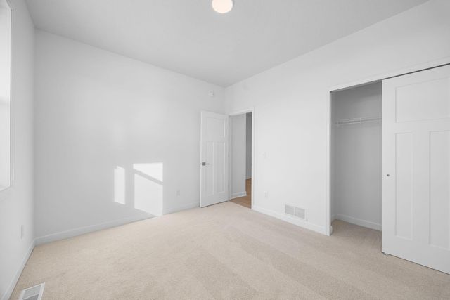 20059 Gabardine Lane, Lakeville, MN 55044