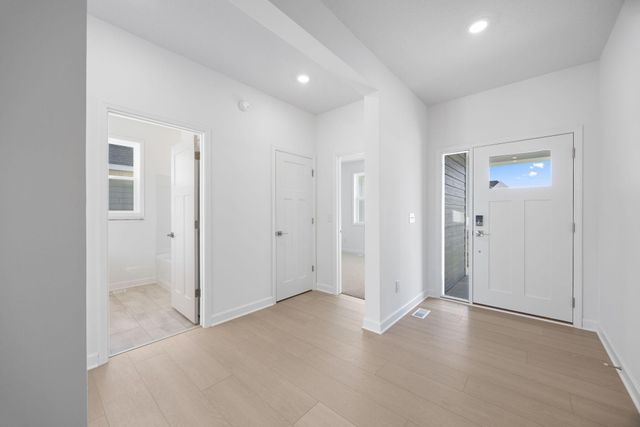 20059 Gabardine Lane, Lakeville, MN 55044