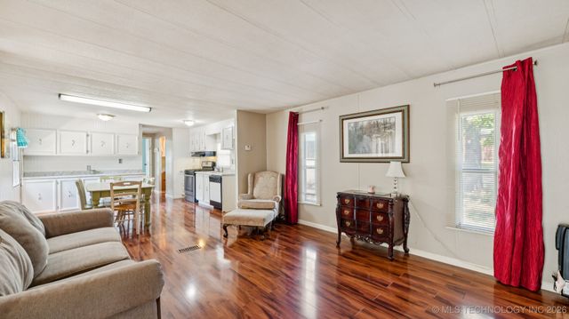 115 Big Bluff Road, Pryor, OK 74361