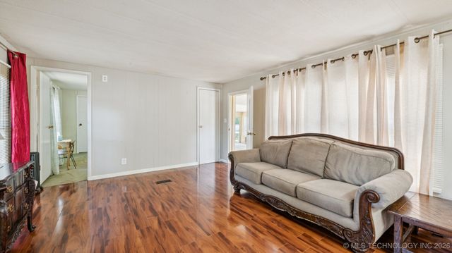 115 Big Bluff Road, Pryor, OK 74361