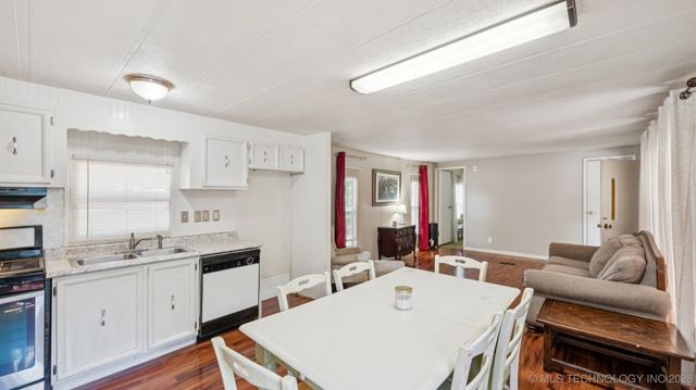 115 Big Bluff Road, Pryor, OK 74361