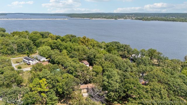115 Big Bluff Road, Pryor, OK 74361