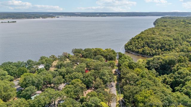 115 Big Bluff Road, Pryor, OK 74361