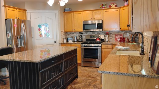 2448 N WILLIAMSBURG AVE, Harrisville, UT 84414