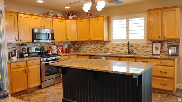 2448 N WILLIAMSBURG AVE, Harrisville, UT 84414