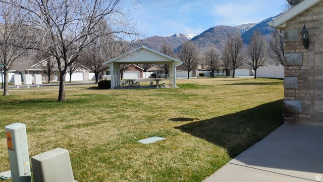 2448 N WILLIAMSBURG AVE, Harrisville, UT 84414