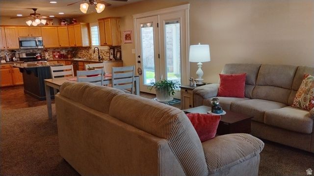 2448 N WILLIAMSBURG AVE, Harrisville, UT 84414